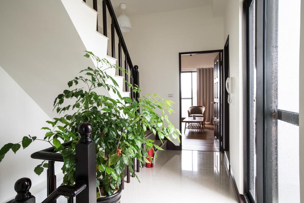 黑琵軼棧湖濱旅宿 K&B Happy Hostel Tainan Bagian luar foto