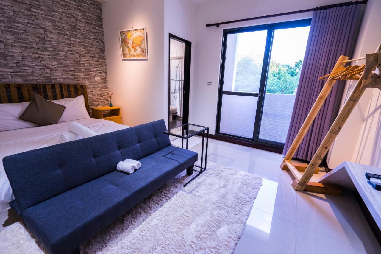 黑琵軼棧湖濱旅宿 K&B Happy Hostel Tainan Bagian luar foto