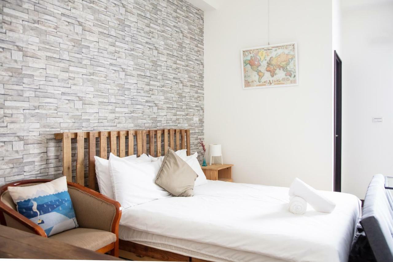黑琵軼棧湖濱旅宿 K&B Happy Hostel Tainan Bagian luar foto
