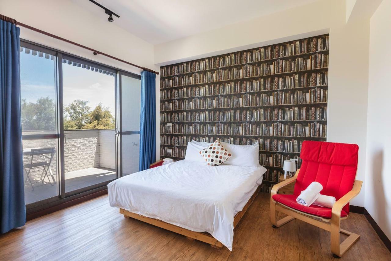 黑琵軼棧湖濱旅宿 K&B Happy Hostel Tainan Bagian luar foto